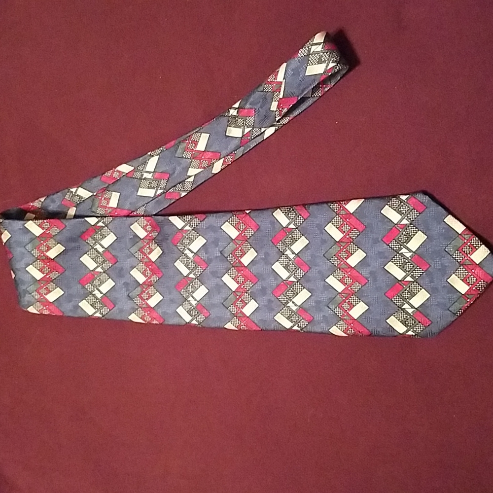 Tie